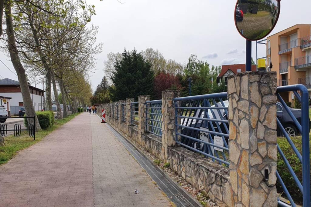 Apartamento Igényes 4 fős apartman közvetlen a strandnál Csopak Exterior foto